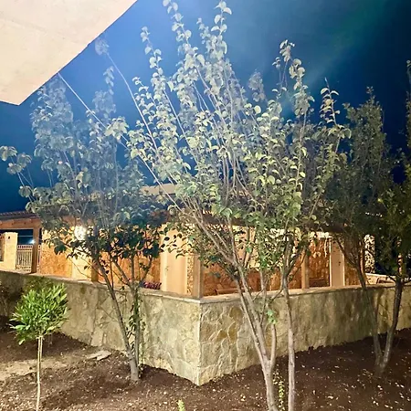 Jardin Miraculeux Penzion Himarë