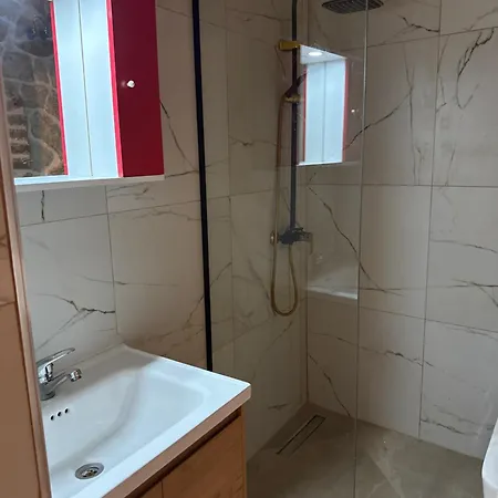 Pensjonat Jardin Miraculeux 3*